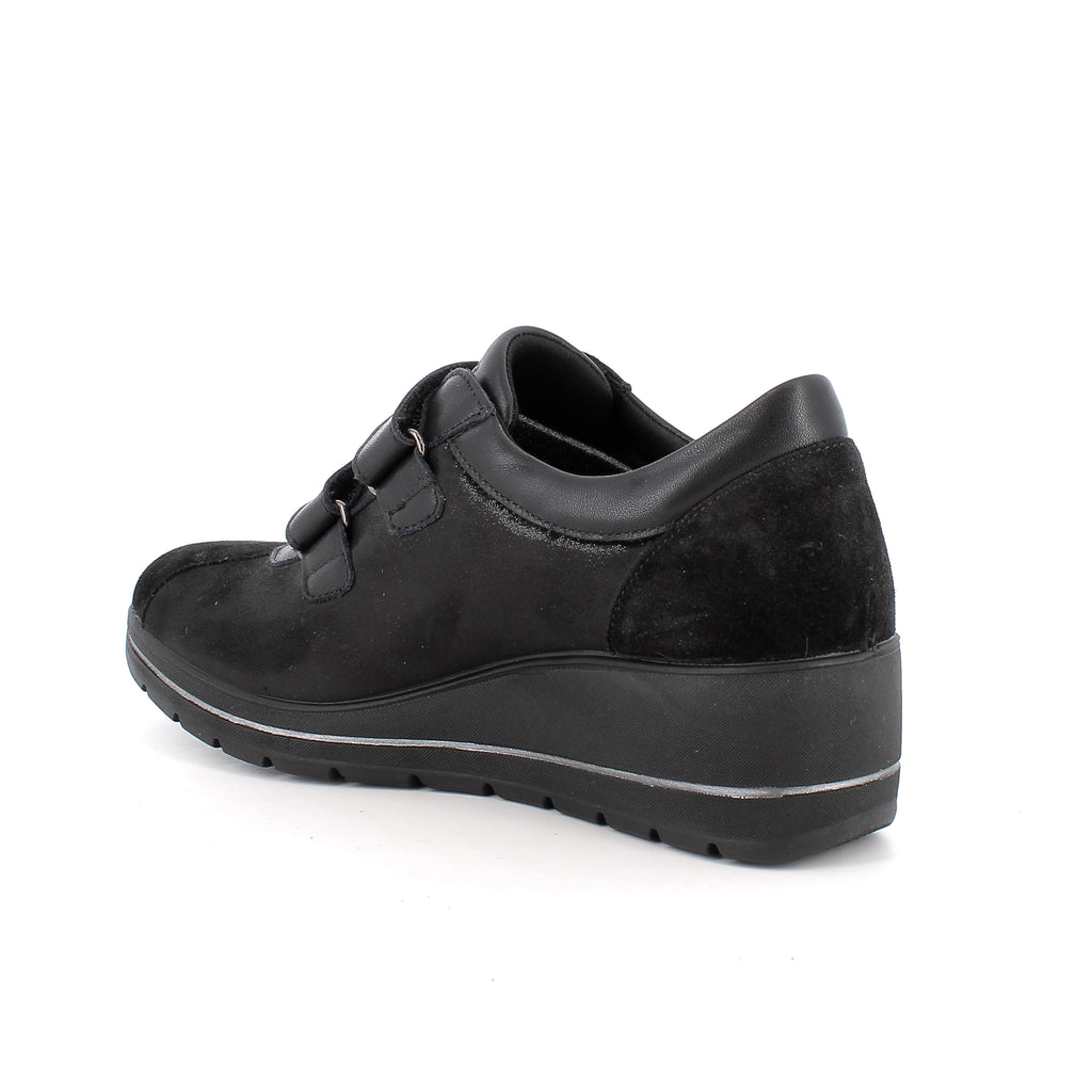 RUNA 2274400