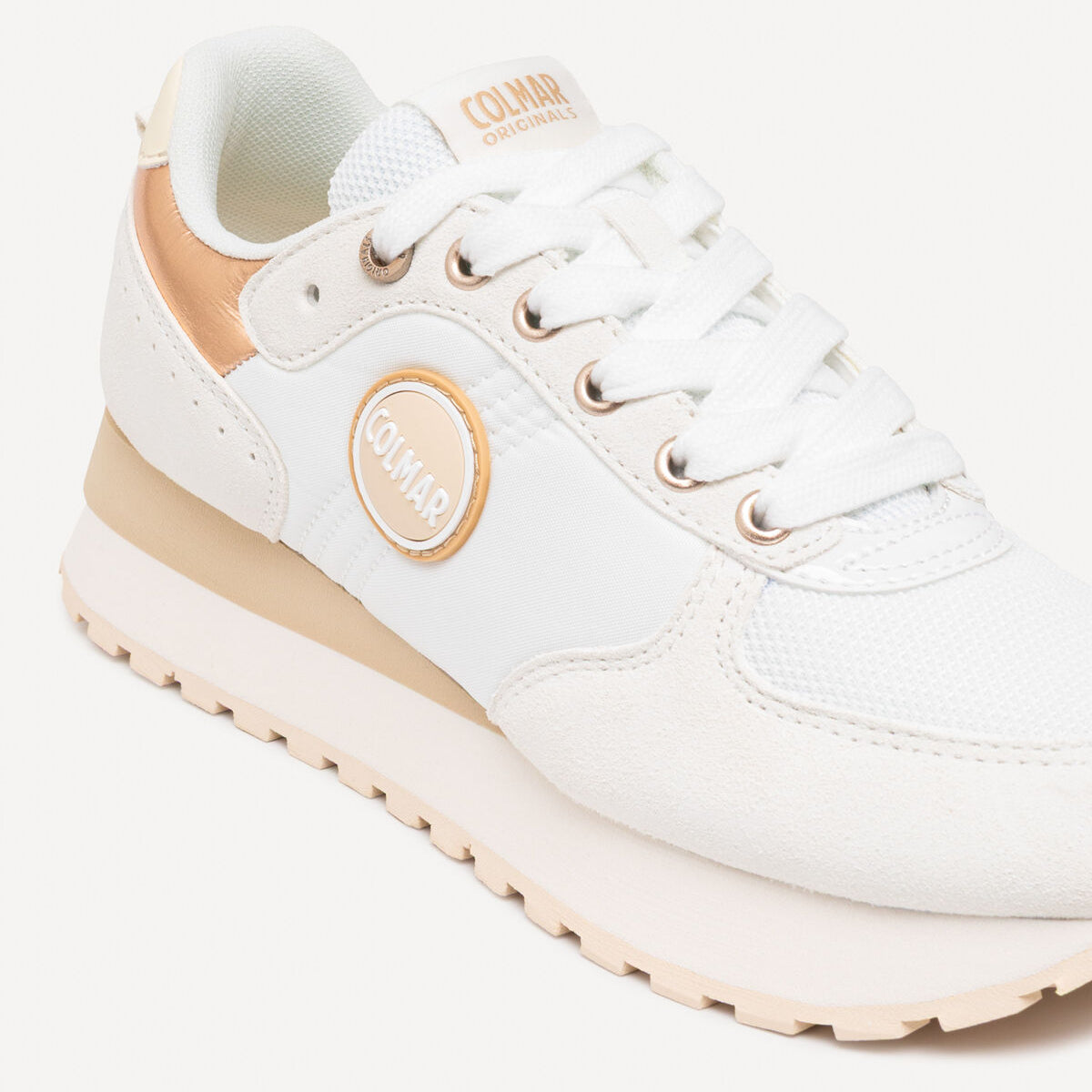 TRAVIS AUTHENTIC 050